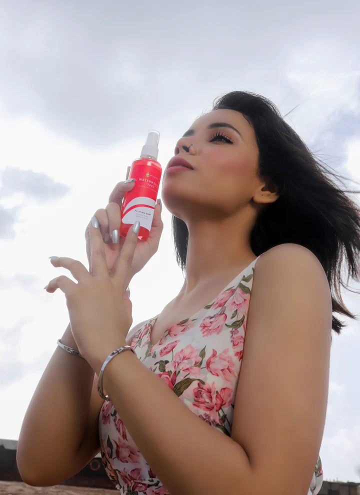 Watermelon 24×7 Glowing & Hydrating Mist Watermelon 24×7 Glowing & Hydrating Mist